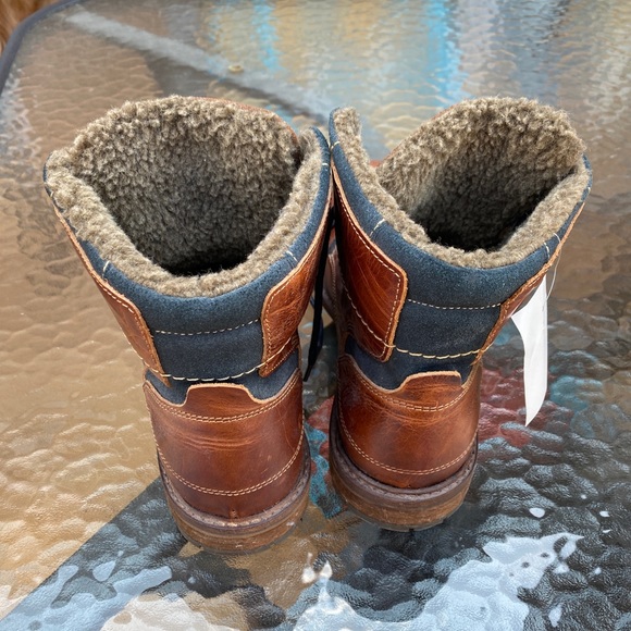 SOLD- Men’s leather boots brand new - Picture 2 of 8